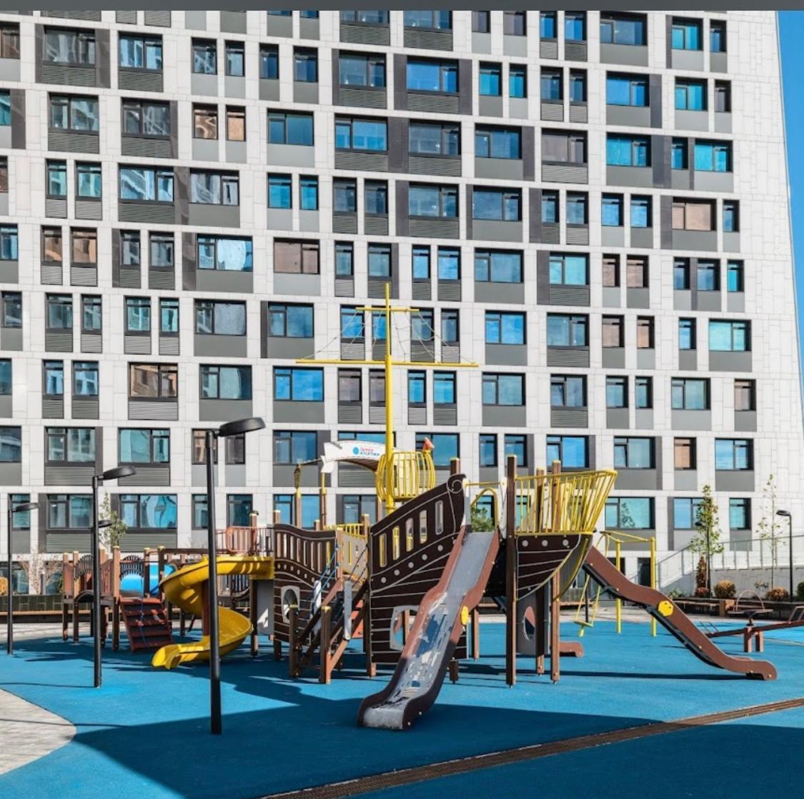 New Apart Lesi Ukrainky Blvd And Olimpiyska And Kreshchatyk And Manhattan City With Parking Kiev Exterior foto